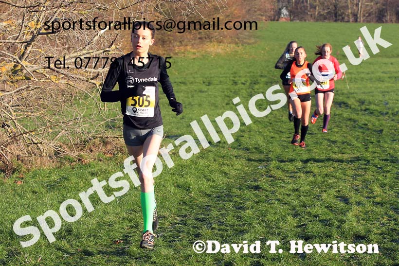 Womens under-17s and under-20s, 2022 North Eastern Cross Country Champs., Temple Park, South Shields.  Photo: David T. Hewitson/Sports for All Pics
